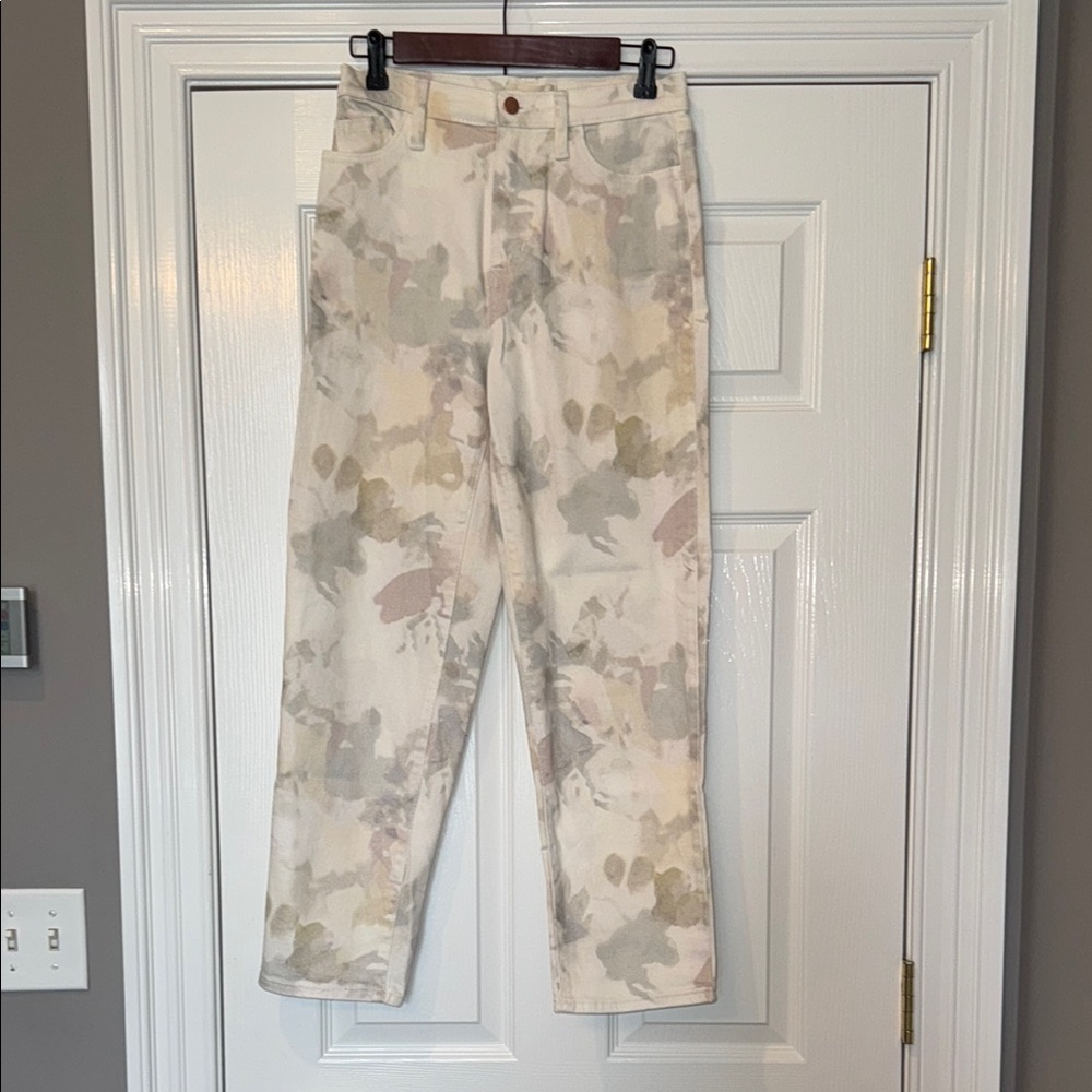 Women’s Pattern Jean